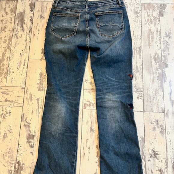 Driftwood Denim - Picture 5 of 5